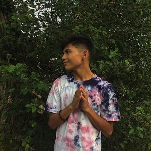 Meet your Posher, Josiah